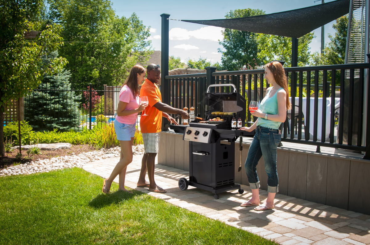 Broil King Monarch 320 - 3 main burners - no side burner Amsterdam Style