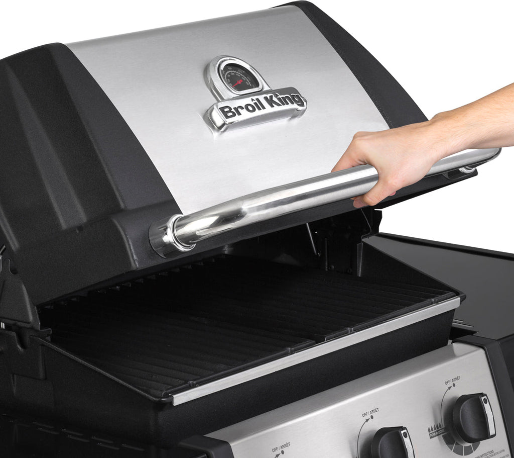 Broil King Monarch 390 - As 340 + Rear Burner & Rotisserie Kit BritishGrill