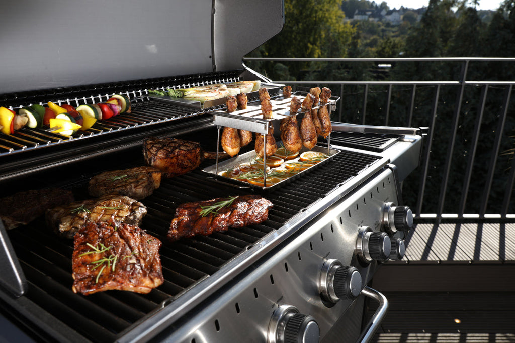 Broil King Baron S 590 IR - 5 Main burners + IR Side Burner, R/Burner & Rotis BritishGrill