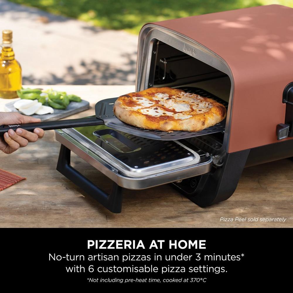 Ninja OO101UK Ninja Woodfire Outdoor Oven, Artisan Pizza Maker and BBQ Smoker - Terracotta/Steel Amsterdam Style