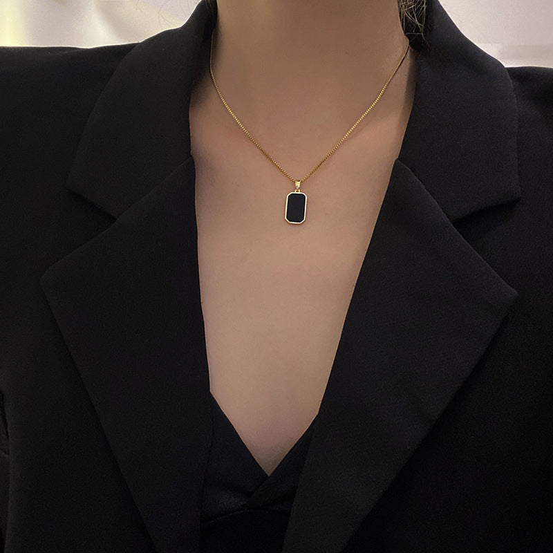 Midnight Muse Necklace Winsleyco