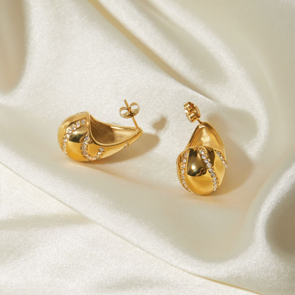 Freya Teardrop Earrings Winsleyco