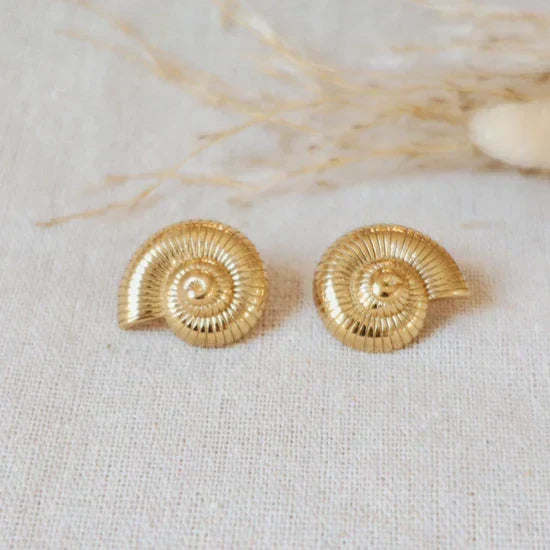 Ariana Shell Earrings Winsleyco