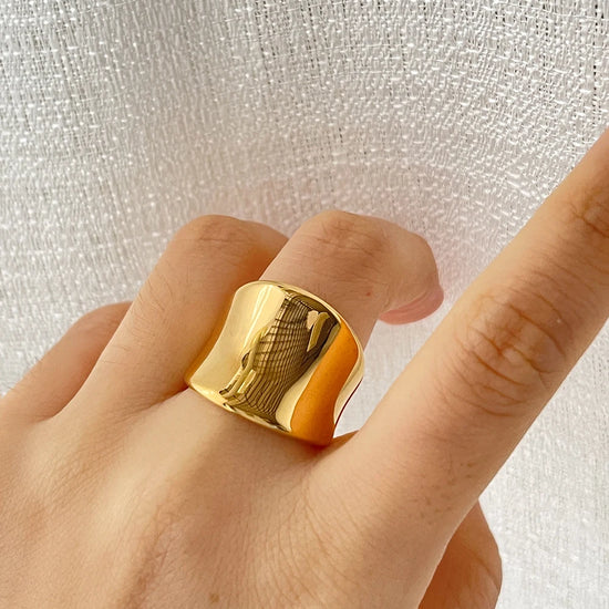 Athena Ring Winsleyco