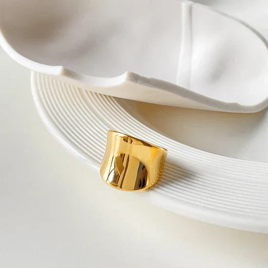 Athena Ring Winsleyco