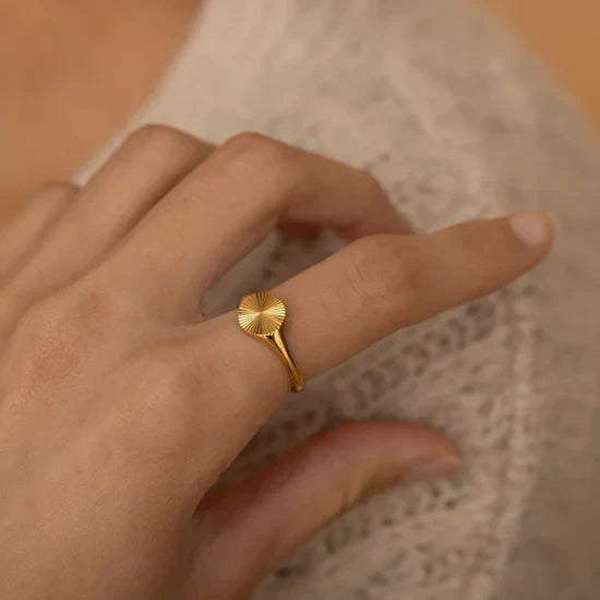 Brianna Sunburst Ring Winsleyco