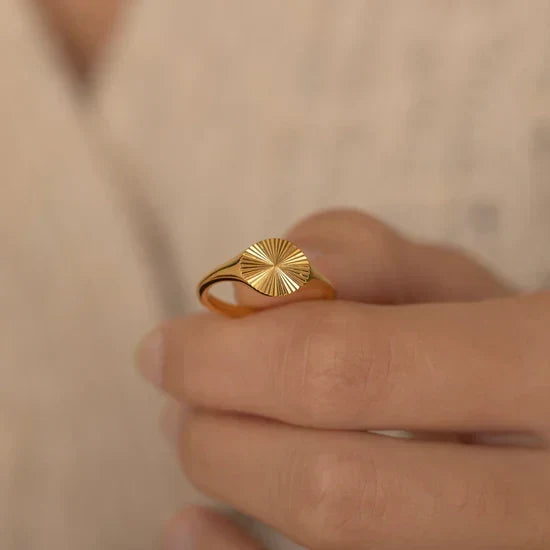 Brianna Sunburst Ring Winsleyco