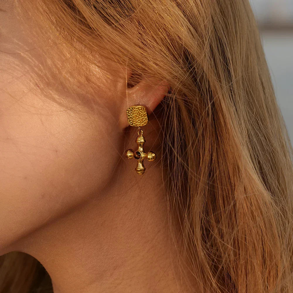 Gloria Gold Earrings Winsleyco