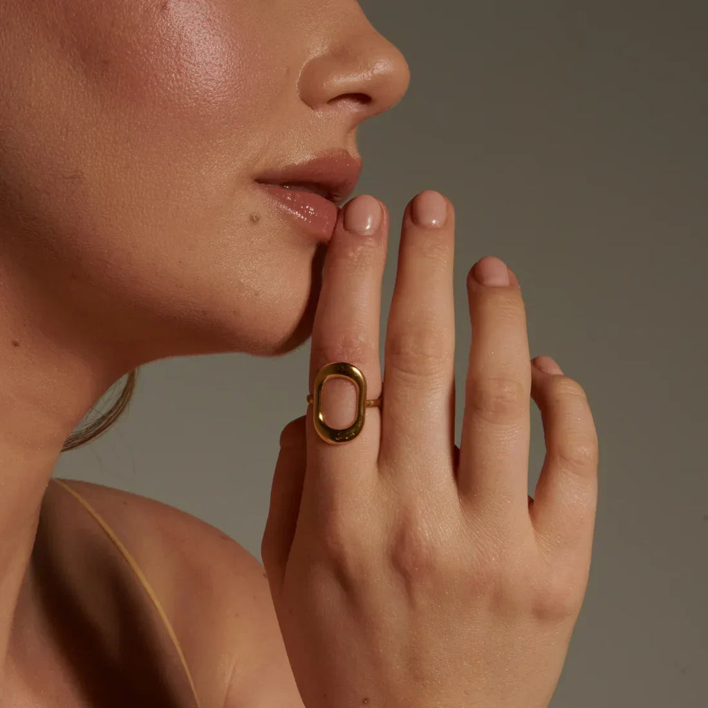 Golden Hollow Ring Winsleyco