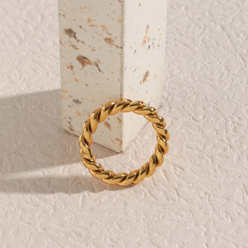 Ivy Twist Ring Winsleyco