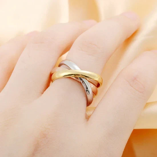 Emery Loop Ring Winsleyco