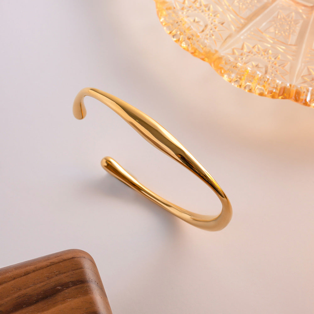 Zoey Gold Bangle Amsterdam Style