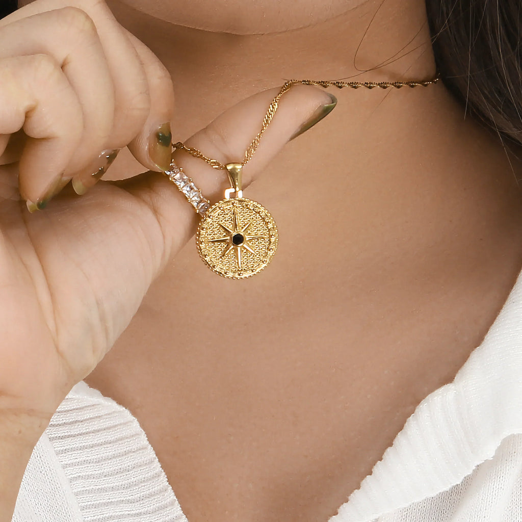 Vivienne Compass Necklace Winsleyco