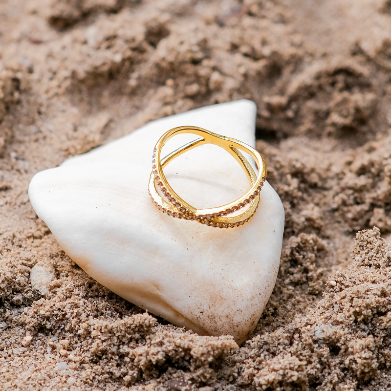 Golden Twist Ring Winsleyco