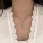 Starlight Bow Necklace Winsleyco