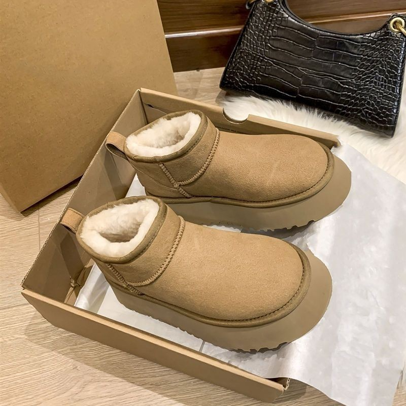 Olga Plush Slip-Ons Amsterdam Style