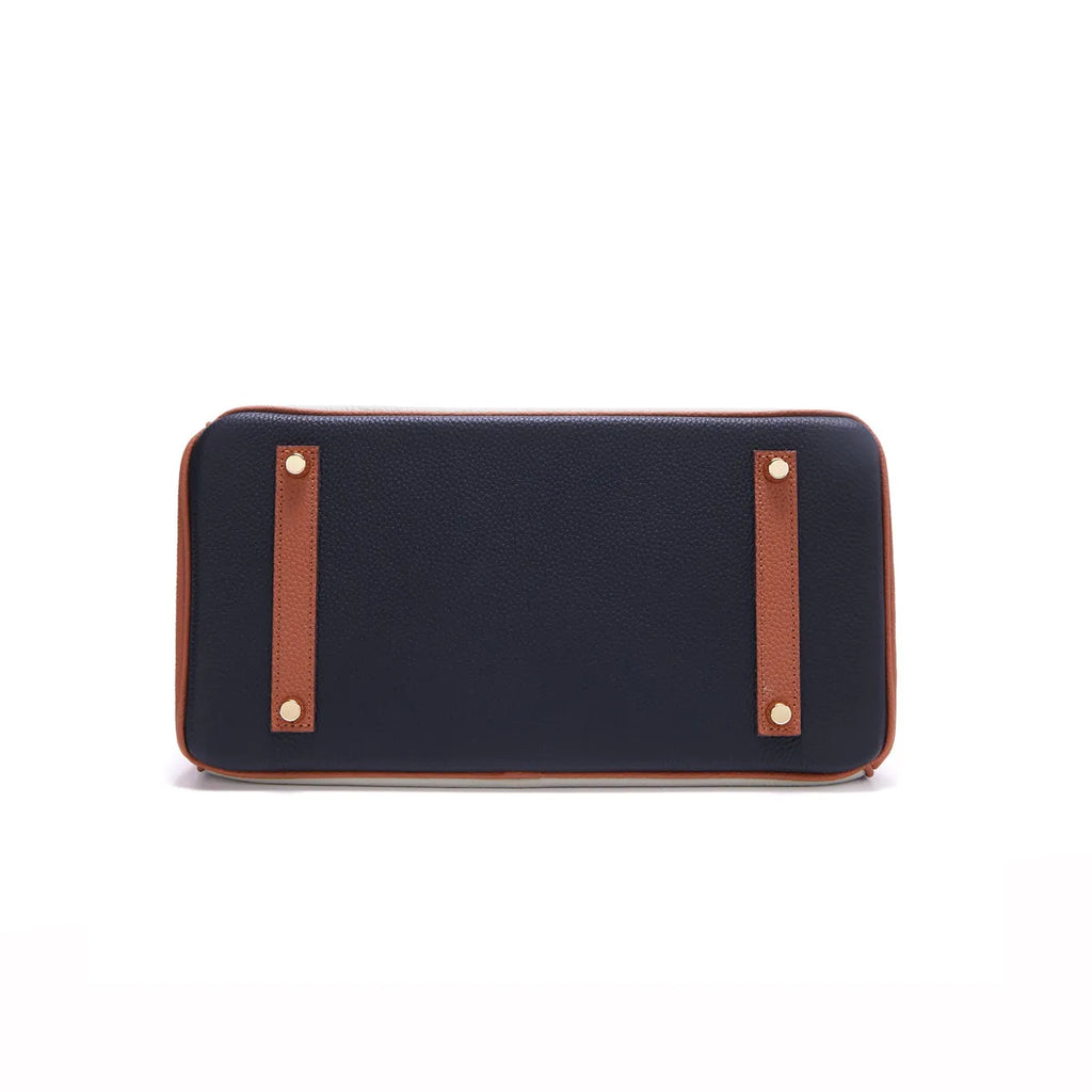 Stylish two-tone handbag made of genuine Togo leather. 16