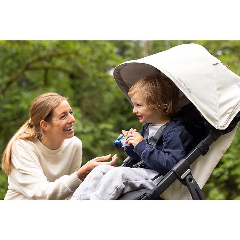 Jogging Stroller with Responsive Suspension in White 8