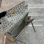 Luxurious exotic animal skin handbag with round handle 10