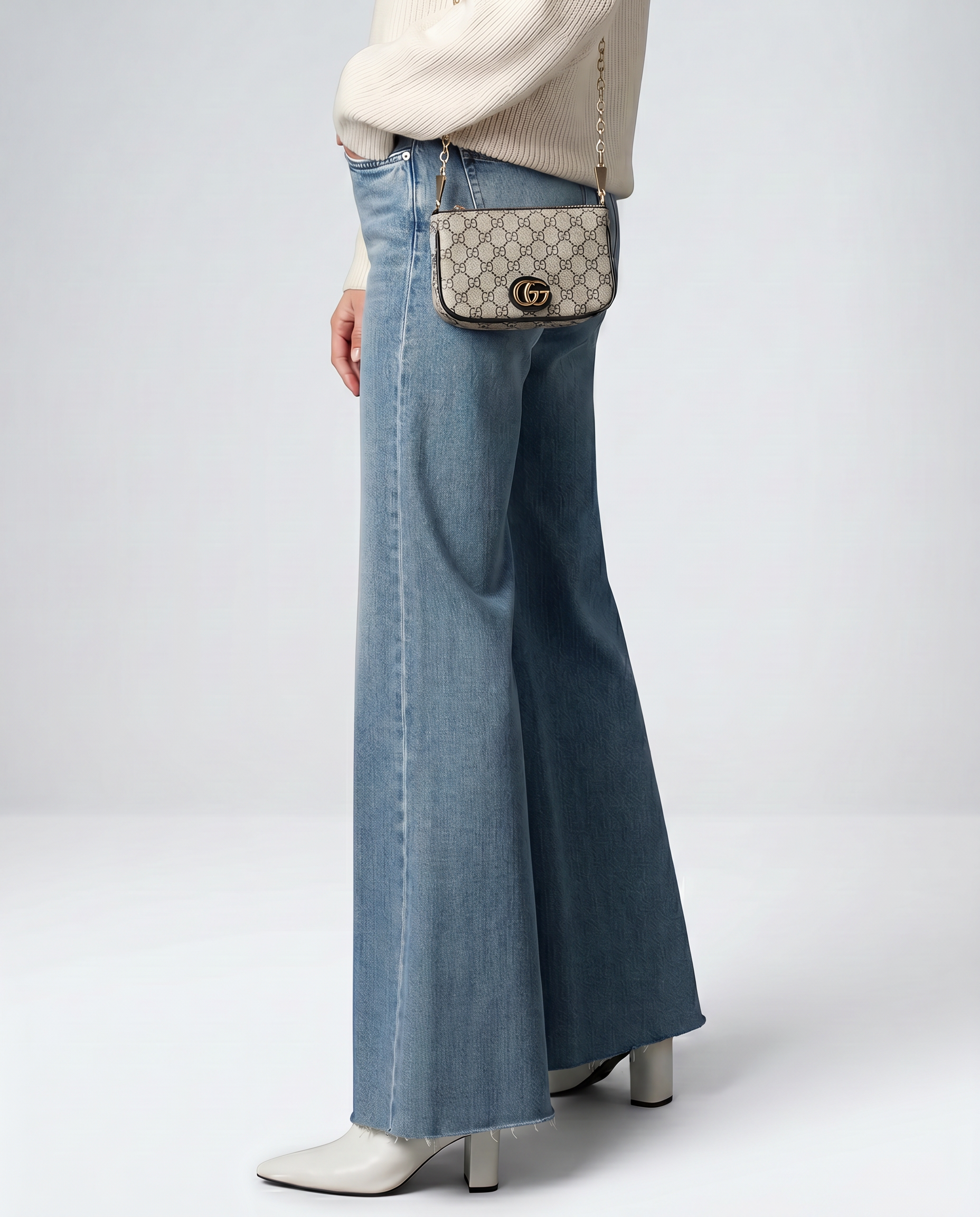Alana Flared Jeans with Washed Finish for women 3
