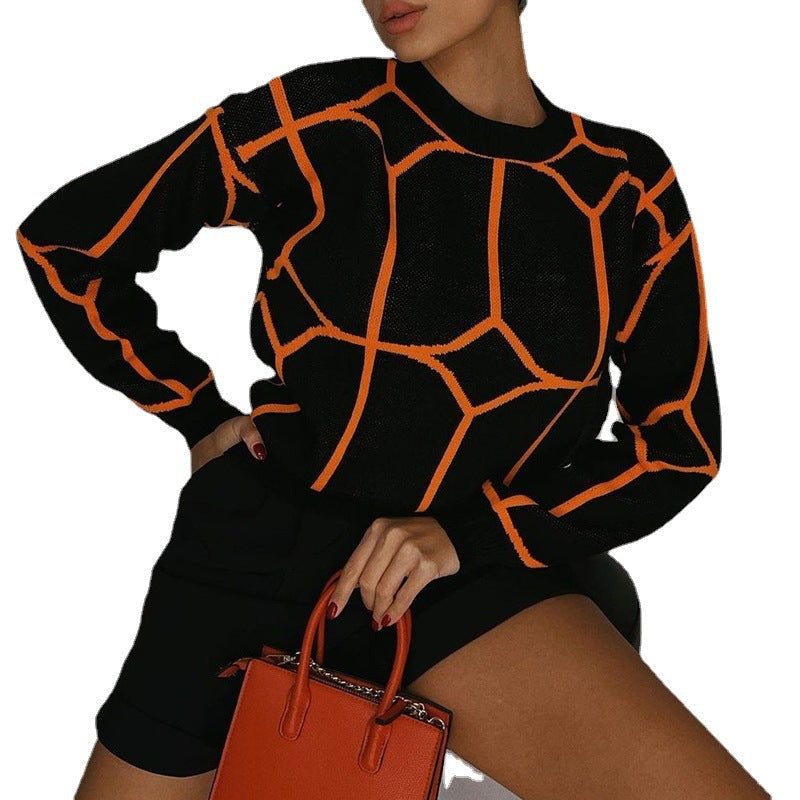 Elegant ladies long sleeve sweater with geometric design. 4