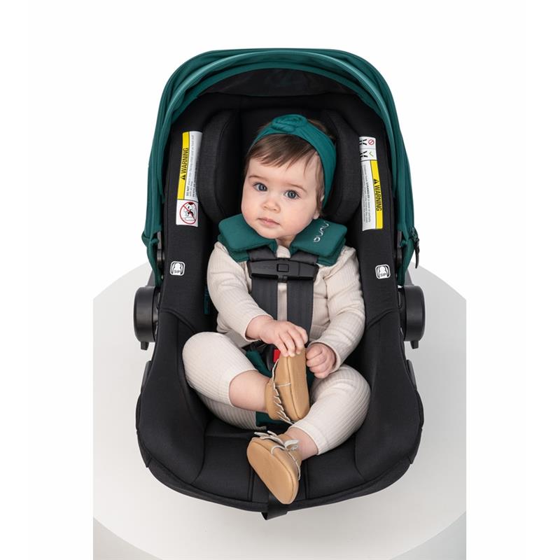 Infant Car Seat with Green Canopy and Lightweight Design 2