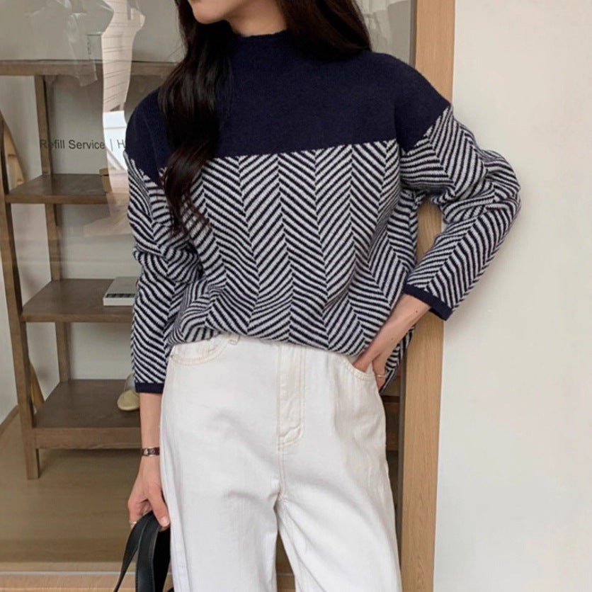Ladies Chunky Knit Sweater with Stand-Up Collar in Gray