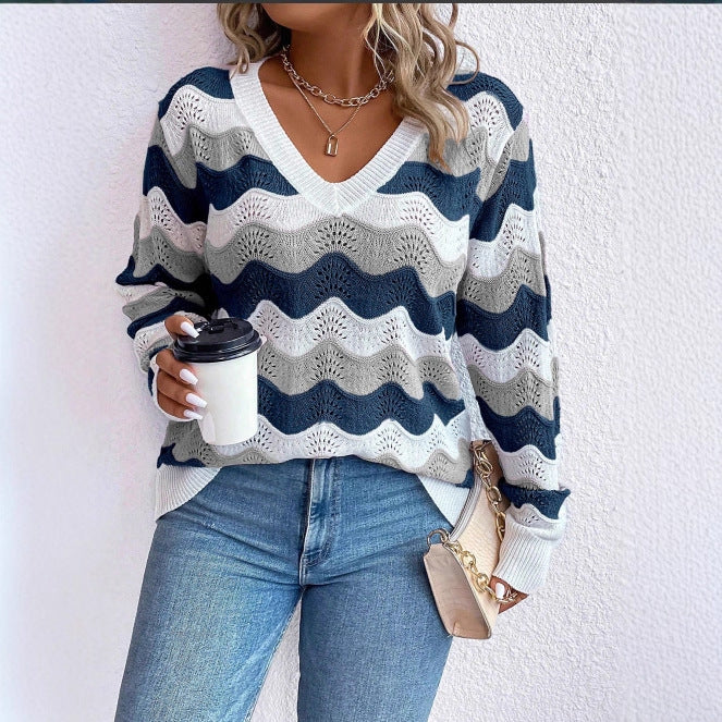 Elegant ladies cotton long sleeve sweater with wave pattern. 2