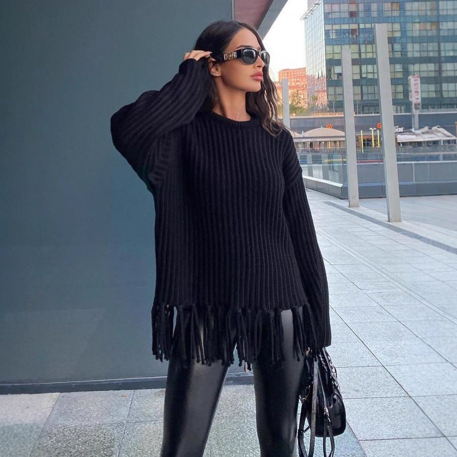 Ladies knitted sweater with fringe, perfect for stylish comfort. 3