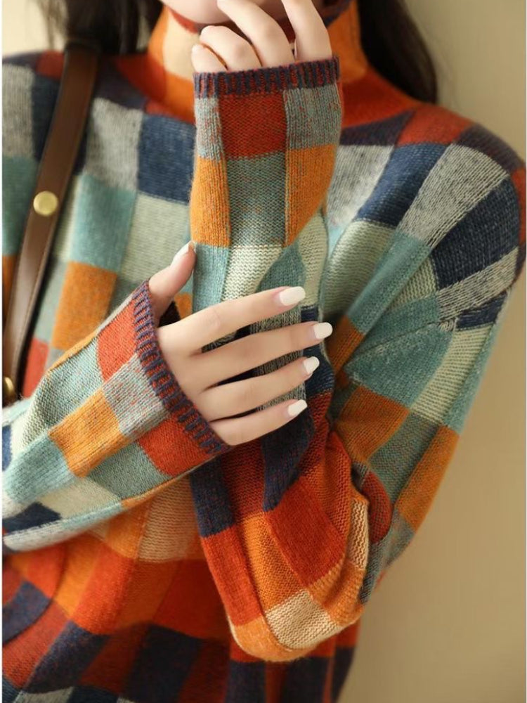 Stylish ladies turtleneck sweater with elegant cut 3