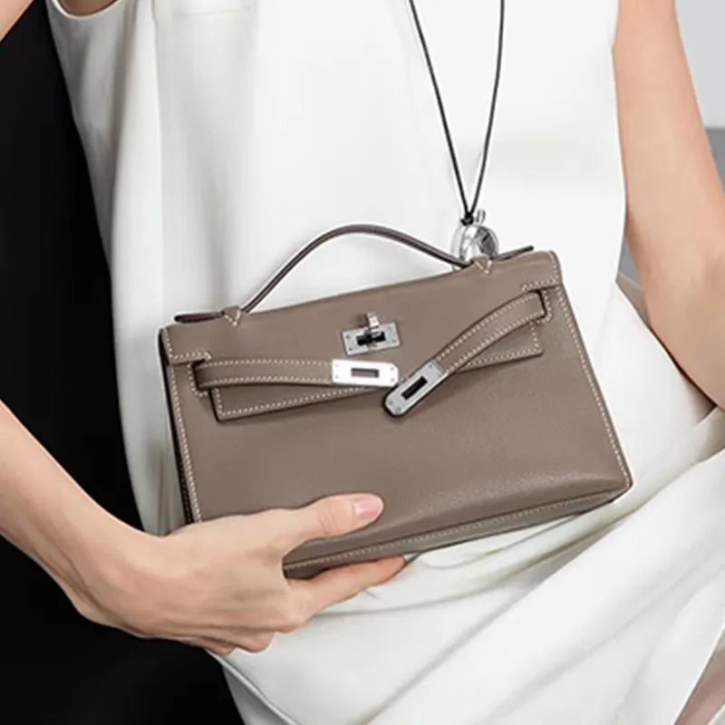 Chic Seraphina mini bag in Swift Genuine Leather 3