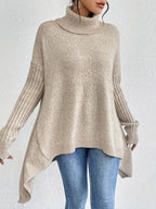 Stylish oversized turtleneck sweater with ribbed collar 3