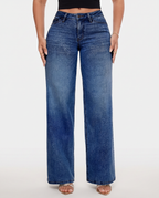 Comfortable wide jeans with mid waist and relaxed fit for women.