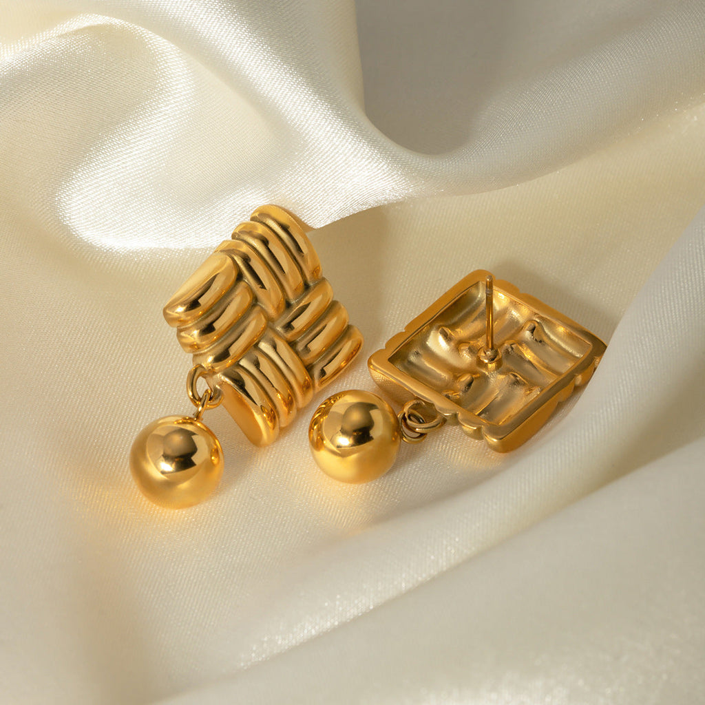 Quinn Gold Earrings Winsleyco