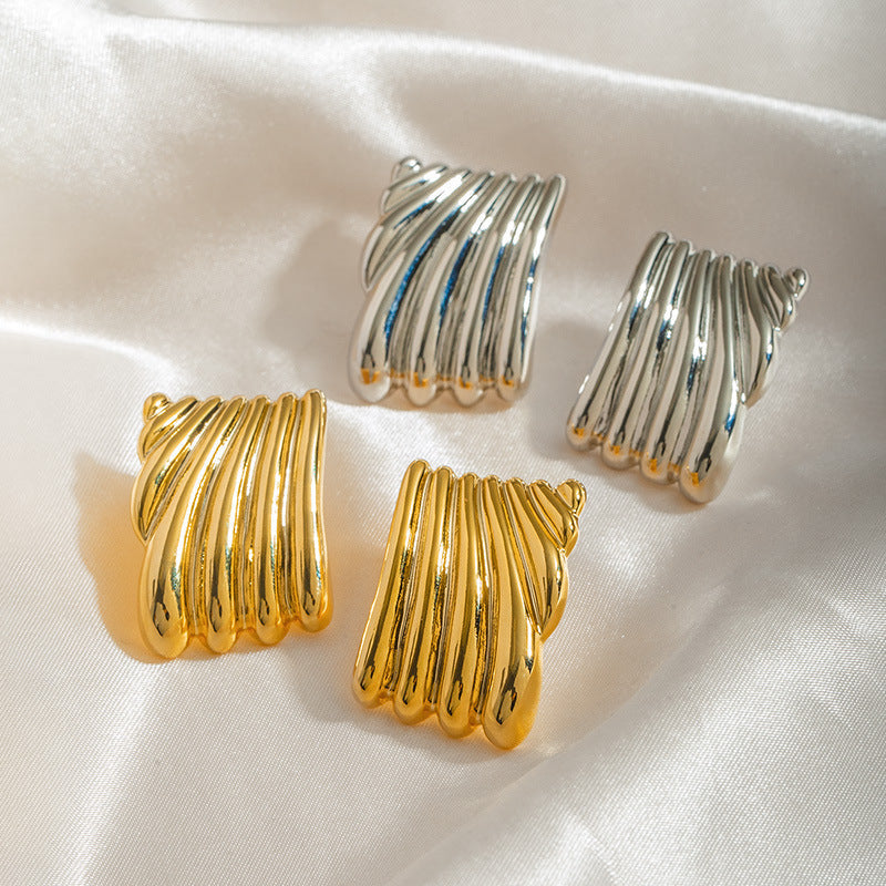 Lily Earrings Amsterdam Style